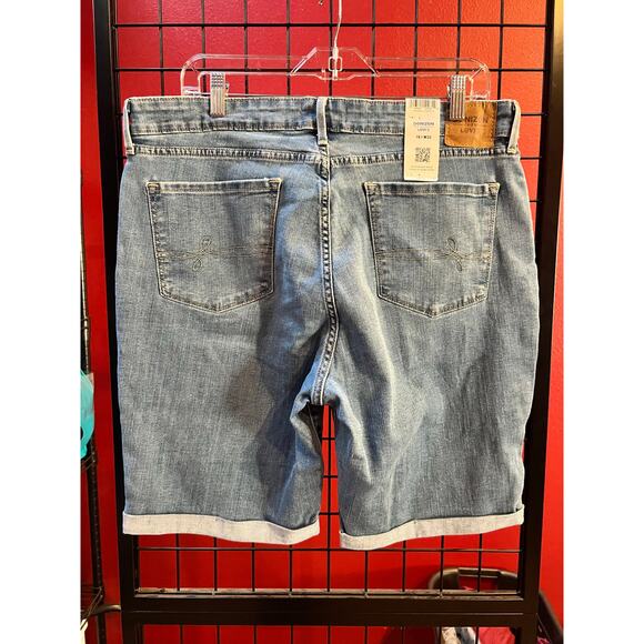 Denizen from Levi mid rise bermuda Jean shorts womens size 16 W33 NWT - Picture 2 of 5